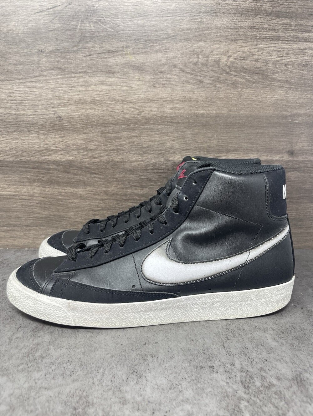Nike Blazer Mid 77 Vintage Black White Size 10.5 Mens Leather High Top FD6974